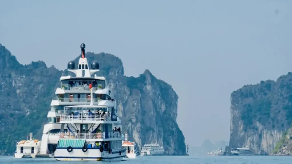 Kết nối vịnh Hạ Long - vịnh Lan Hạ, chấm dứt 'ngăn sông cấm chợ'