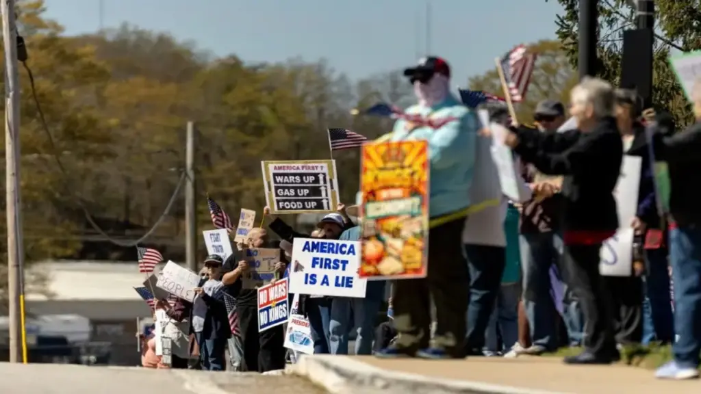 Khảo sát mới: Đa số người Mỹ muốn nhanh chóng chấm dứt xung đột ở Iran, kể cả khi chưa đạt mục tiêu
