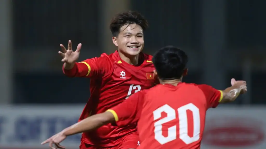 Mạnh đều mọi lứa tuổi, Việt Nam được dự đoán sẽ giành vé World Cup 2030