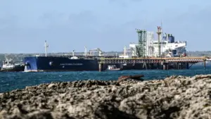 Matxcơva khẳng định không bỏ mặc Cuba, chuẩn bị gửi tàu dầu thứ hai