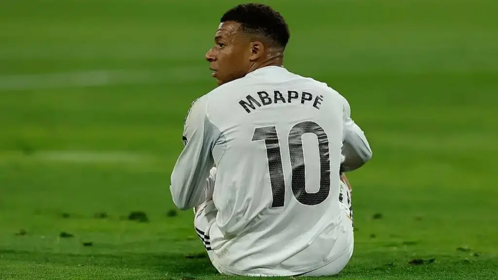 Mbappe dính chấn thương trước World Cup