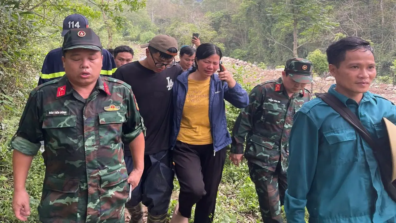 Mẹ nam sinh viên bị lạc ở Tam Đảo trải lòng trong bức thư gửi lực lượng cứu hộ