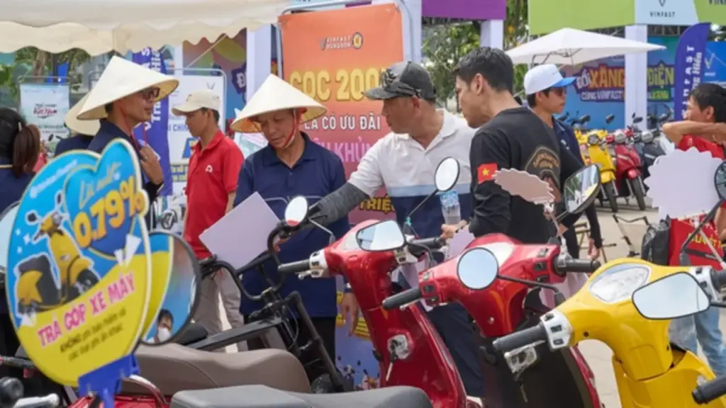 Mỗi giờ trôi qua, VinFast nhận hơn 181 đơn hàng, xuất xưởng hơn 125 xe máy điện