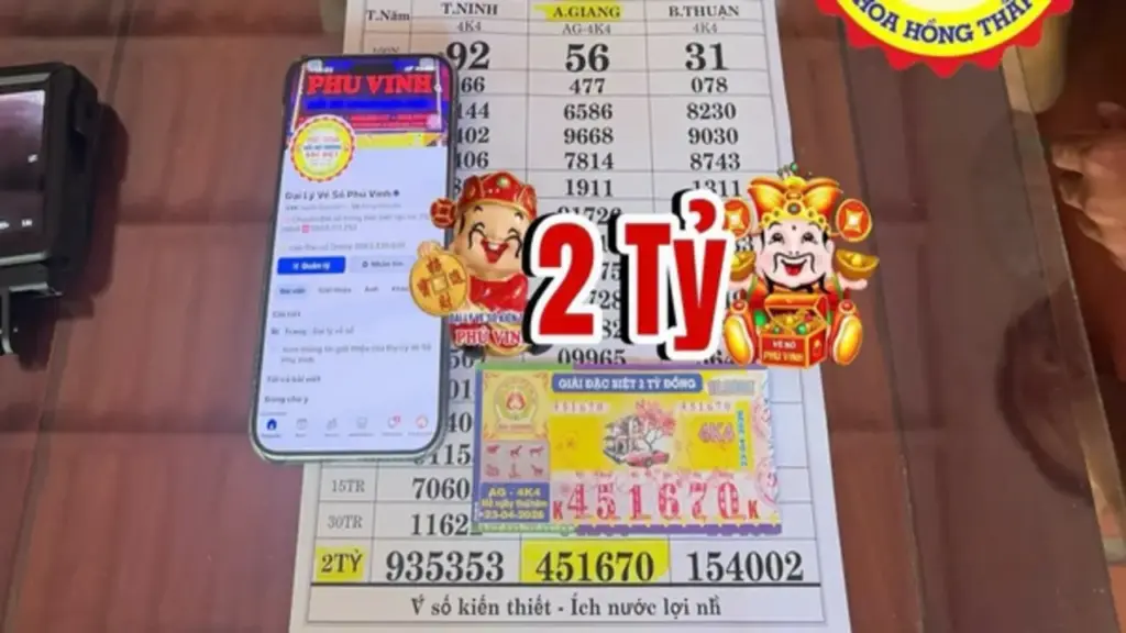 Mua vé số khi đi chợ, người phụ nữ bất ngờ trúng độc đắc xổ số miền Nam