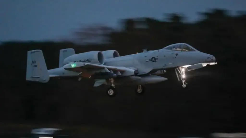 Mỹ có thể điều thêm một phi đoàn cường kích A-10 đến Trung Đông