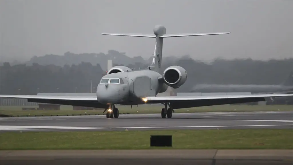 Mỹ điều máy bay gây nhiễu tối tân cho chiến dịch tấn công Iran