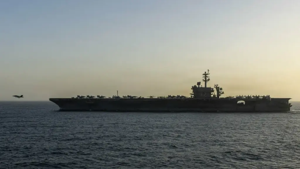 Mỹ huy động tàu sân bay tham gia phong tỏa cảng Iran