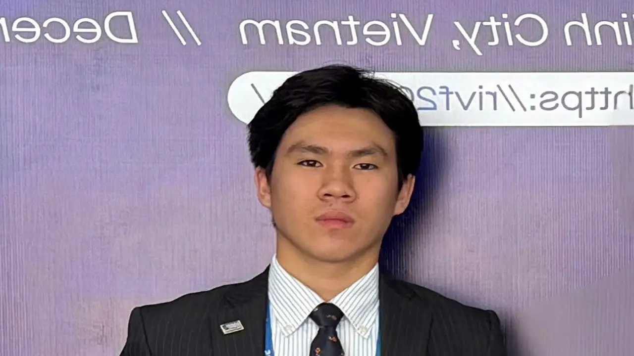 Nam sinh trượt 3 trường liên tiếp trước khi đỗ đại học số 1 Mỹ