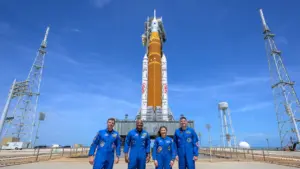 NASA phóng thành công tàu chở người tới Mặt Trăng sau 54 năm