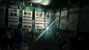 'Ngôi nhà ma' giữa trường tiểu học: Rợn người khi bước vào, tỉnh táo khi bước ra