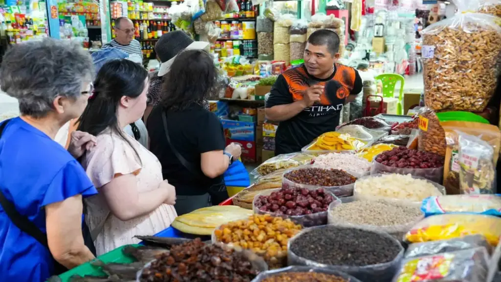Ngưỡng chịu thuế hộ kinh doanh: Sẽ nâng lên 1 tỉ đồng/năm