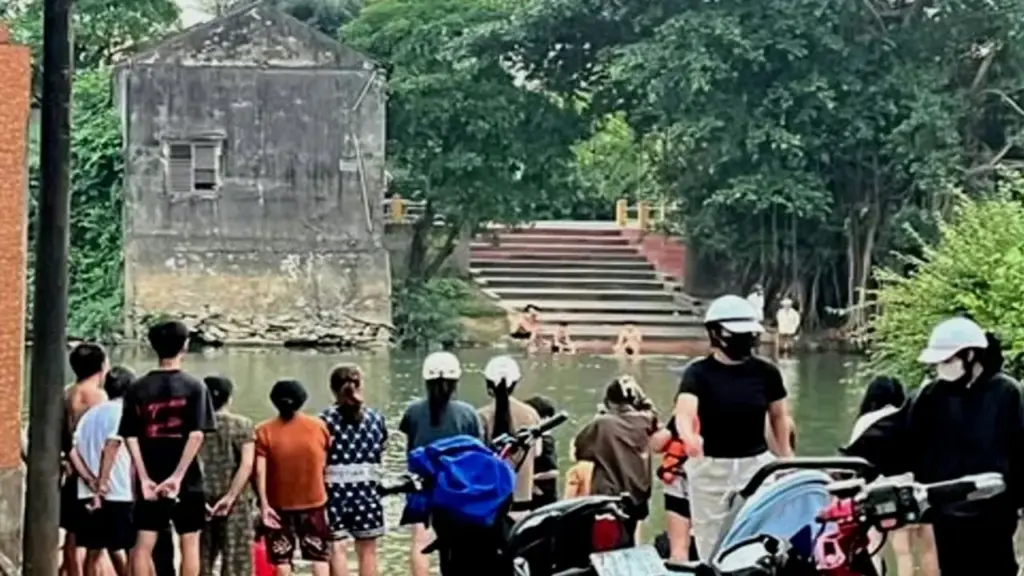 Nhảy từ cây cao xuống sông Kiến Giang, một học sinh lớp 9 chết đuối thương tâm