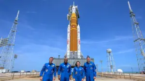 Nhiệm vụ Mặt Trăng Artemis 2 và những kỷ lục lần đầu