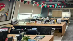 Nhiều doanh nghiệp cho nhân viên làm việc tại nhà, hỗ trợ tiền xăng