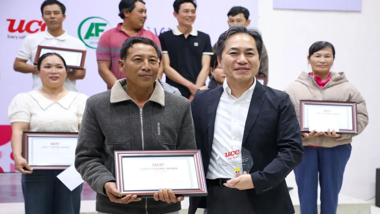 Nông dân Cầu Đất Đà Lạt lại đạt giải nhất cuộc thi tuyển chọn cà phê Arabica Việt Nam