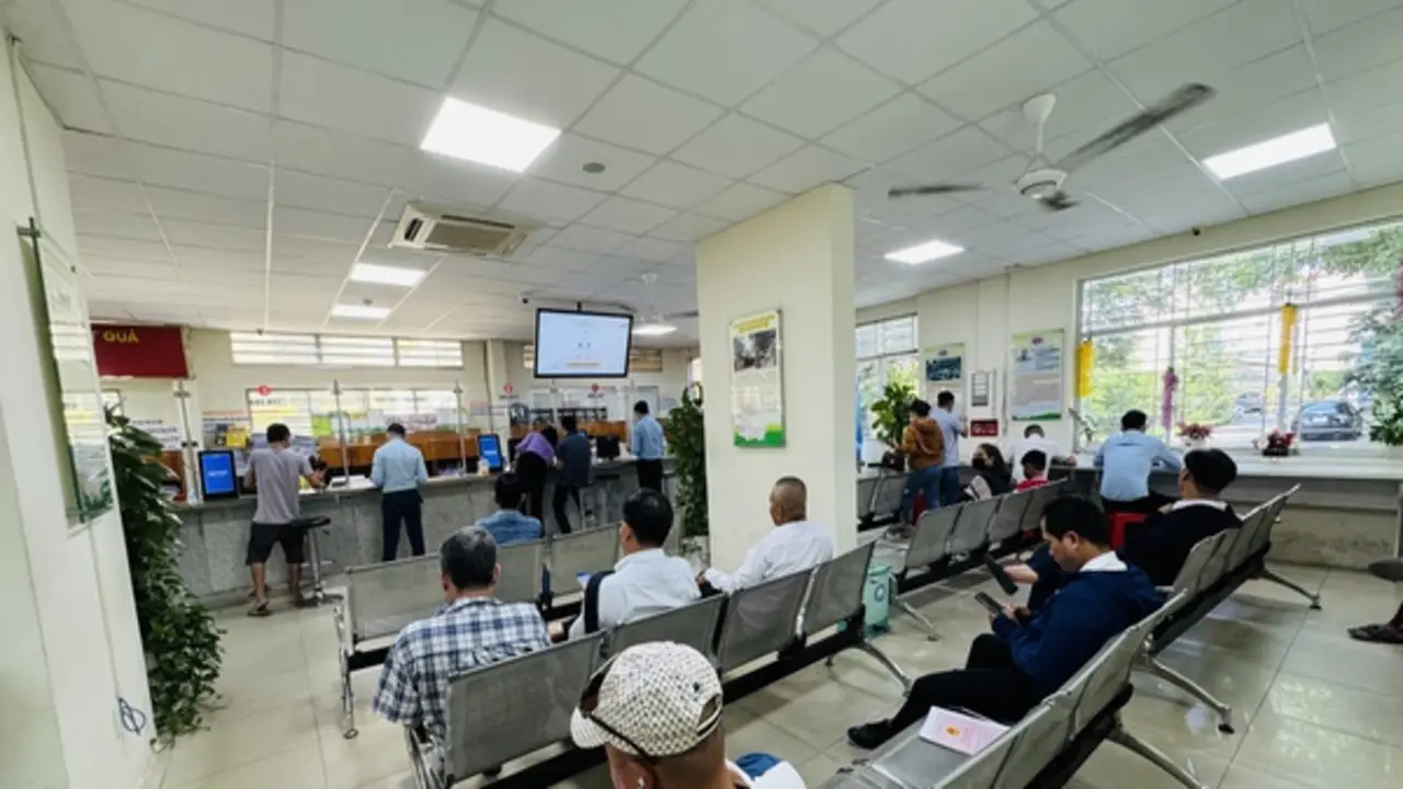 Nóng: Từ ngày 27.4, người dân TP.HCM sẽ không còn được chứng thực tại 112 phường, xã