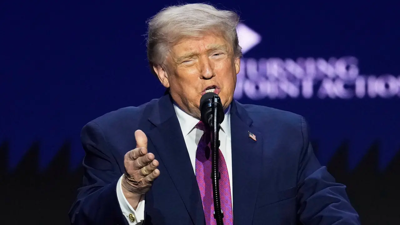 Ông Trump gây tranh cãi khi chia sẻ nội dung ví Ấn Độ như 'địa ngục'