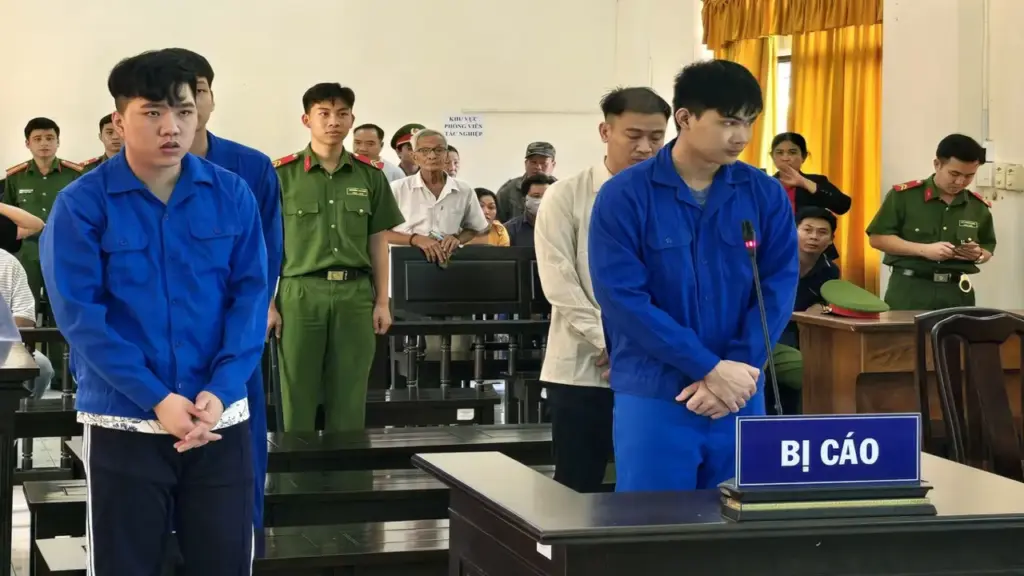 Phạt 8 năm tù đối với cán bộ trại tạm giam công an tỉnh 'dùng nhục hình'