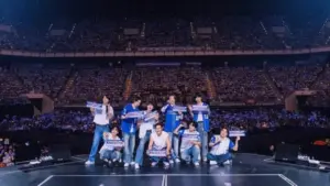 Sập lan can tại concert Super Junior: Nhiều fan rơi xuống từ khán đài và bị thương