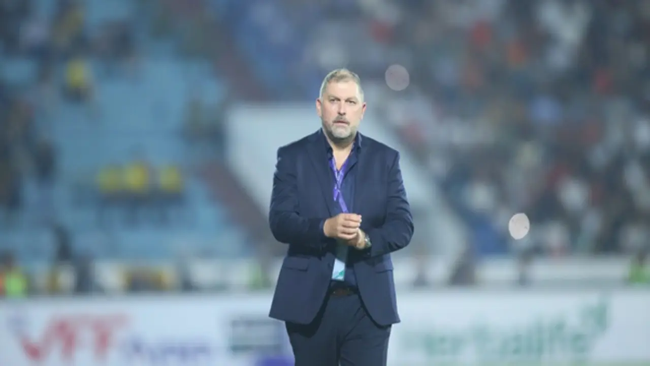 Sau trận thua Việt Nam, HLV Cklamovski bị ‘ép’ rời ghế nóng đội tuyển Malaysia: Từ chức trước AFF Cup?