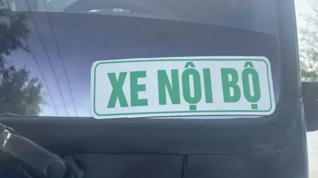 Siết chặt quy định về phương tiện vận tải dán nhãn 'xe nội bộ'