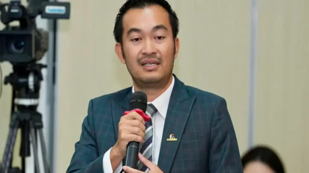 Siết tín dụng, thị trường bất động sản có 3 khó khăn