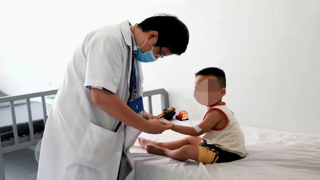 Số ca mắc tay chân miệng tại Khánh Hòa tăng gấp 4 lần, bước vào chu kỳ bùng phát