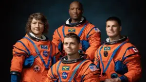 Tại sao trang phục của phi hành gia Artemis II có màu cam?