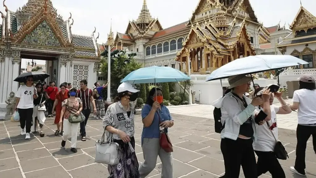 Thái Lan tính bỏ chính sách miễn visa du lịch 60 ngày
