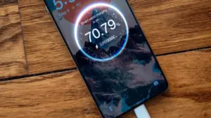 Thói quen sạc pin điện thoại tưởng đúng nhưng đã lỗi thời