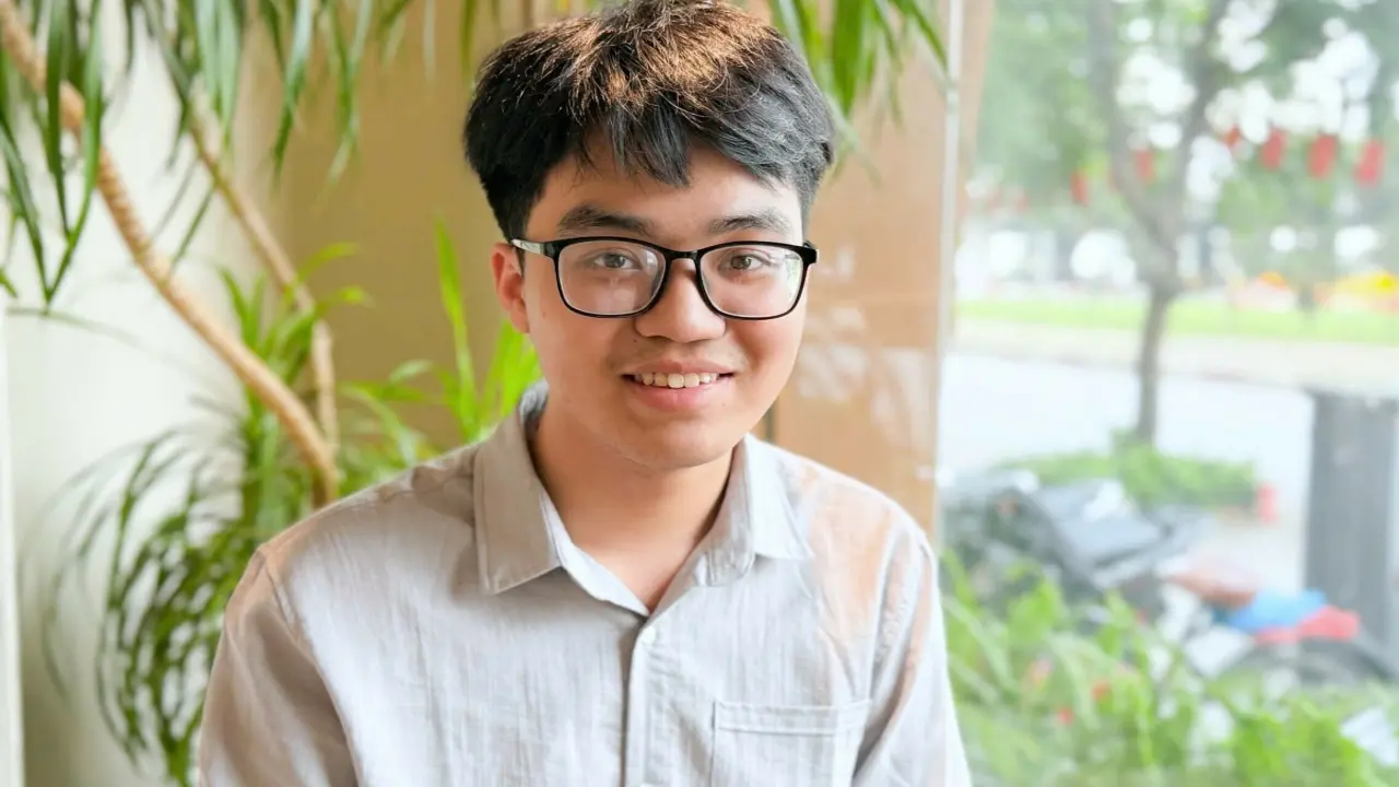 Thủ khoa IT và cú rẽ sau bản tin lương 140 triệu đồng