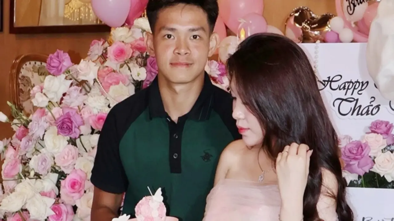 Tiền đạo U23 Việt Nam góp mặt vào danh sách "bố bỉm sữa" ở tuổi 23