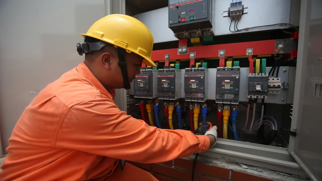 Tiêu thụ điện cao nhất từ đầu năm