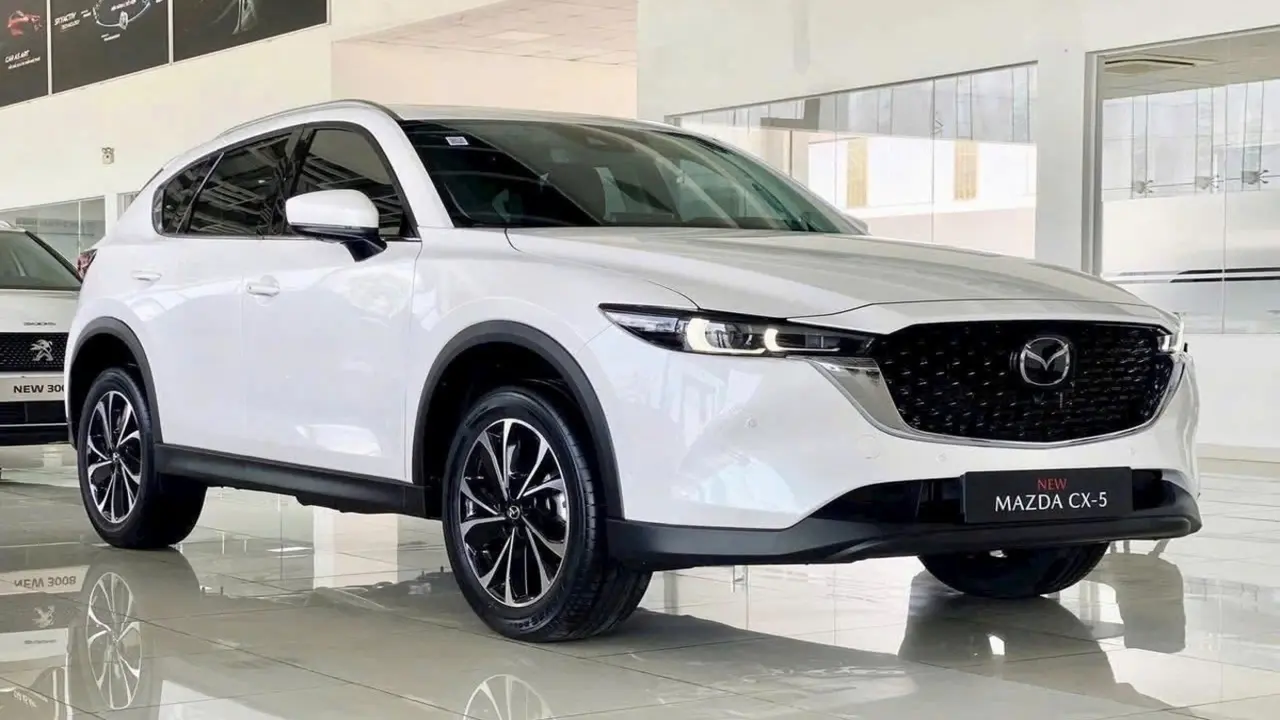 Tin tức giá xe: Hàng loạt xe giảm giá kỷ lục, có mẫu giảm tới gần tỉ đồng