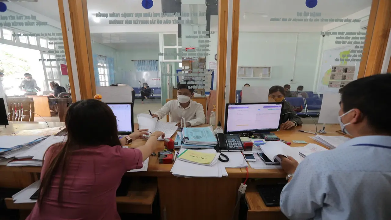 Tin tức sáng 3-4: Hạn chế xây dựng trụ sở, trung tâm hành chính mới; Viện Pasteur TP.HCM 135 tuổi