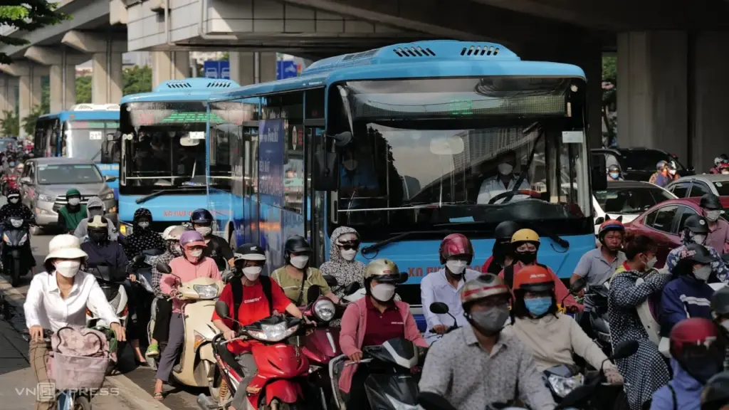 Tôi sẵn sàng bỏ ngay xe máy khi miễn vé xe buýt