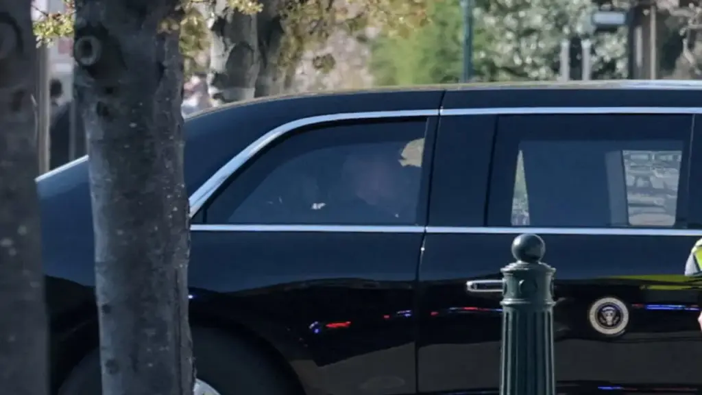 Tổng thống Mỹ dự phiên tranh tụng tại Tòa án tối cao, lần đầu trong lịch sử