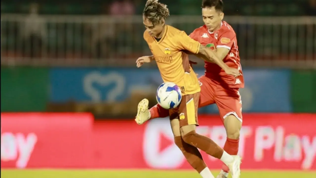 Tốp trụ hạng quyết gom điểm, chờ đột biến từ HAGL: V-League nghẹt thở!