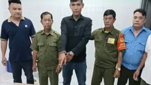 TP.HCM: Khởi tố thanh niên dùng dao chém người gây thương tích 1%