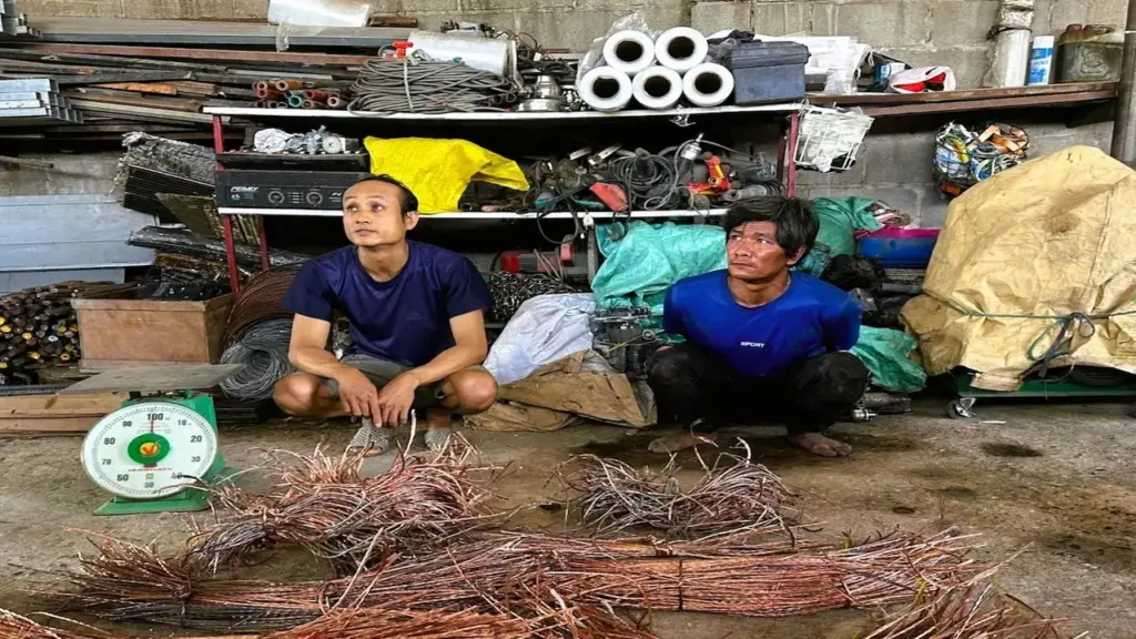 Trinh sát phục kích bắt trộm dây điện cao tốc Biên Hòa - Vũng Tàu