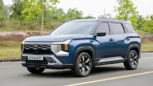 Trong hai phút biết hết về Mitsubishi Destinator