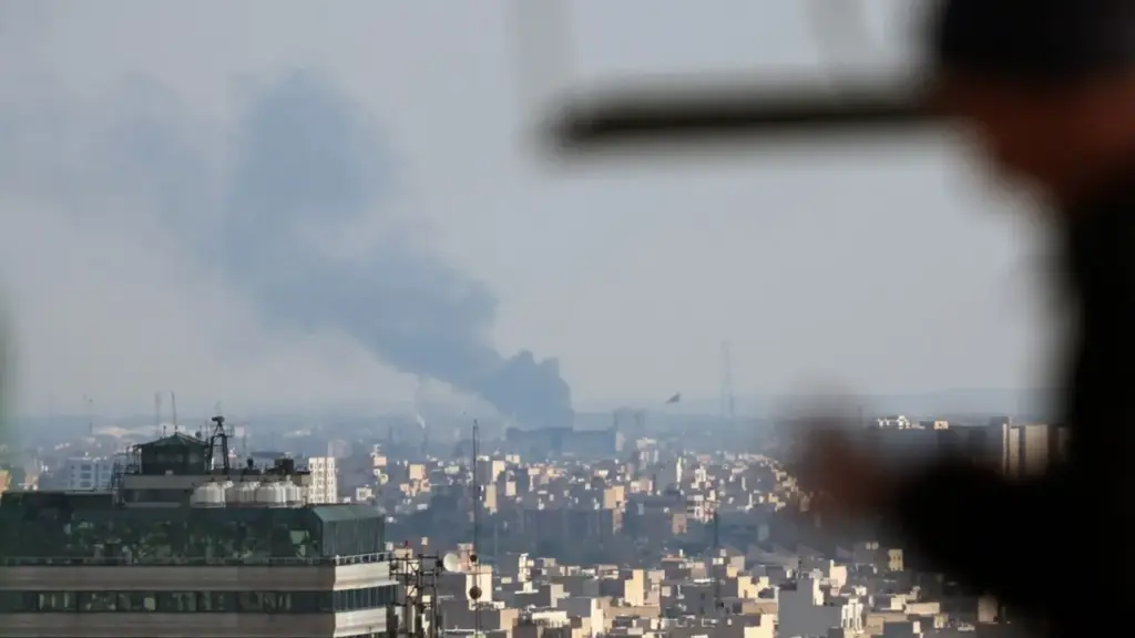 Trung Đông sáng 2-4: Iran tiến hành đợt tấn công mới vào Israel và các căn cứ của Mỹ