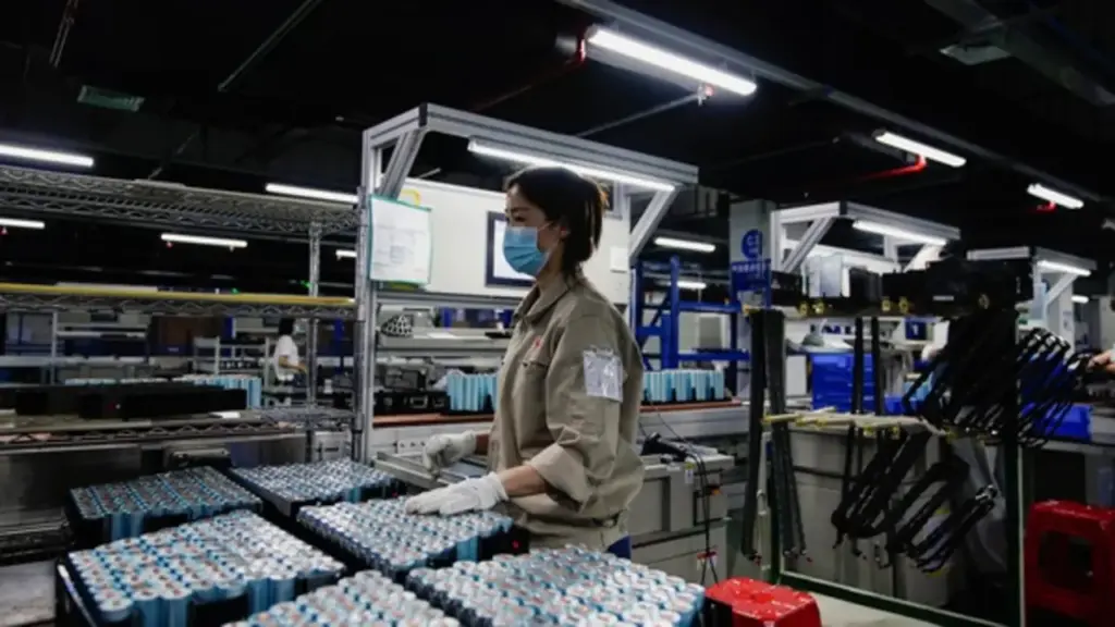 Trung Quốc thống trị ngành công nghiệp pin lithium