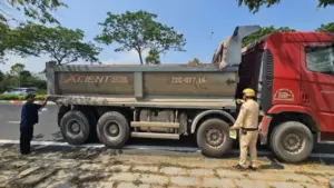 Trước nghỉ lễ 30.4, TP.HCM tổng rà soát hơn 6.400 xe tải nặng