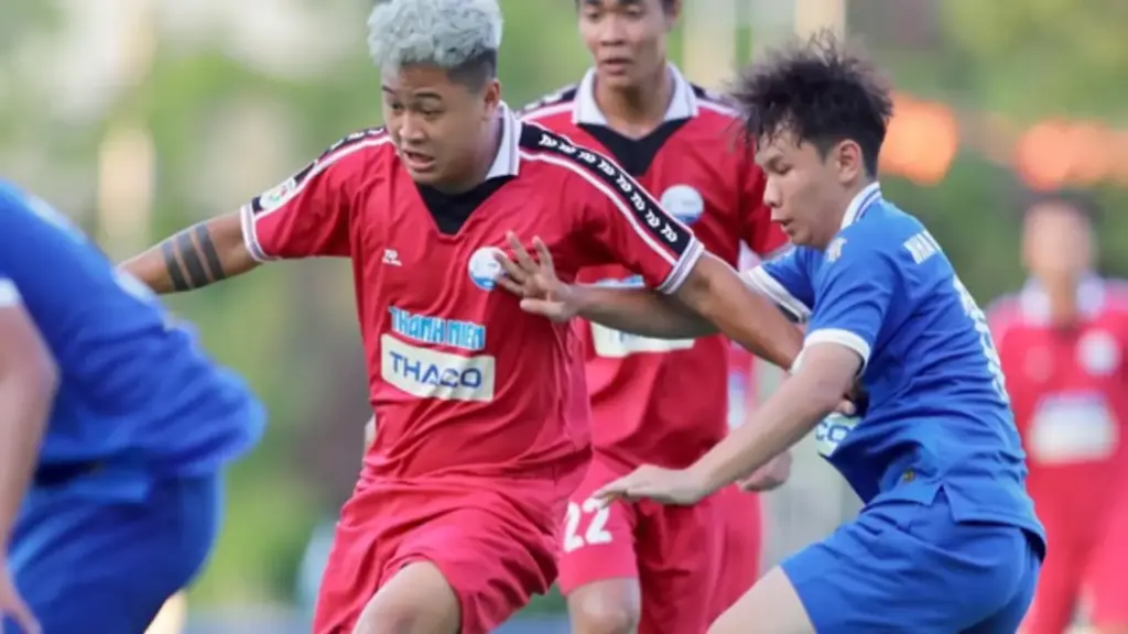 'Trường ĐH Nha Trang, đứng lên...'