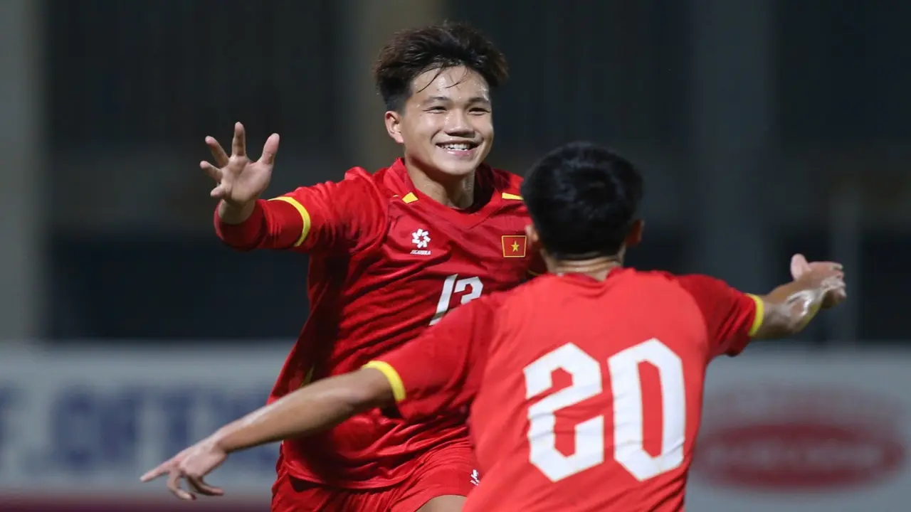 U17 Việt Nam đến Indonesia, sẵn sàng cạnh tranh ở bảng 'tử thần'