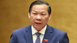 Ủy ban Kinh tế: Đầu tư công nên ưu tiên xây kho dự trữ xăng dầu, hạn chế tối đa xây trụ sở mới