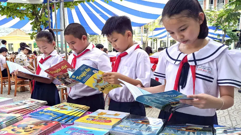 Xã đầu tiên miễn phí sách giáo khoa từ lớp 1 đến 12