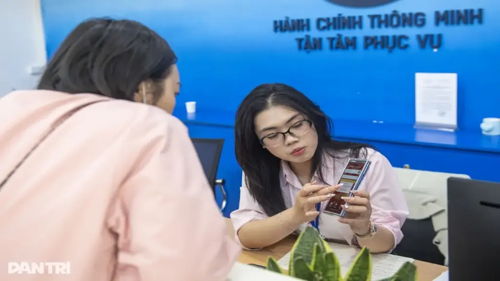 11 nghị quyết vừa ban hành giúp giảm 23.000 tỷ đồng chi phí thủ tục mỗi năm