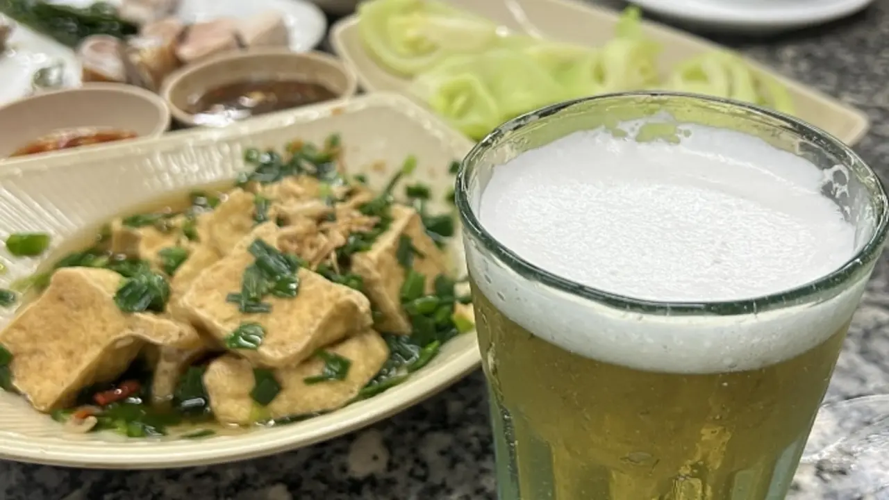 3 thói quen làm mát 'tưởng vô hại' có thể gây sốc nhiệt, đột quỵ